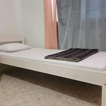 Private In Shared Daire